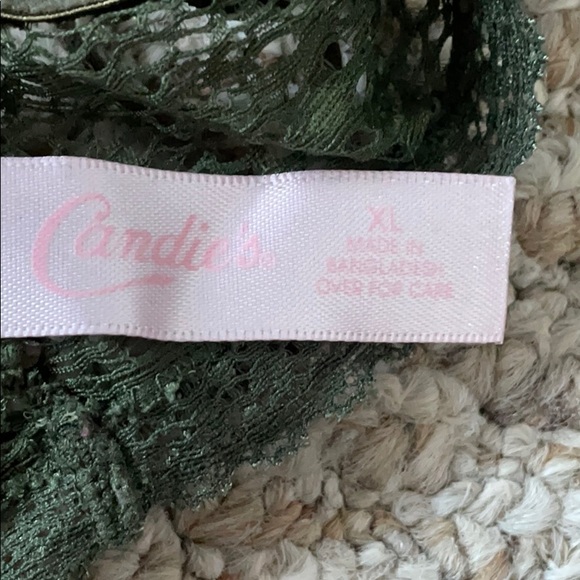 Forest green lace bralette with straps - Picture 3 of 3